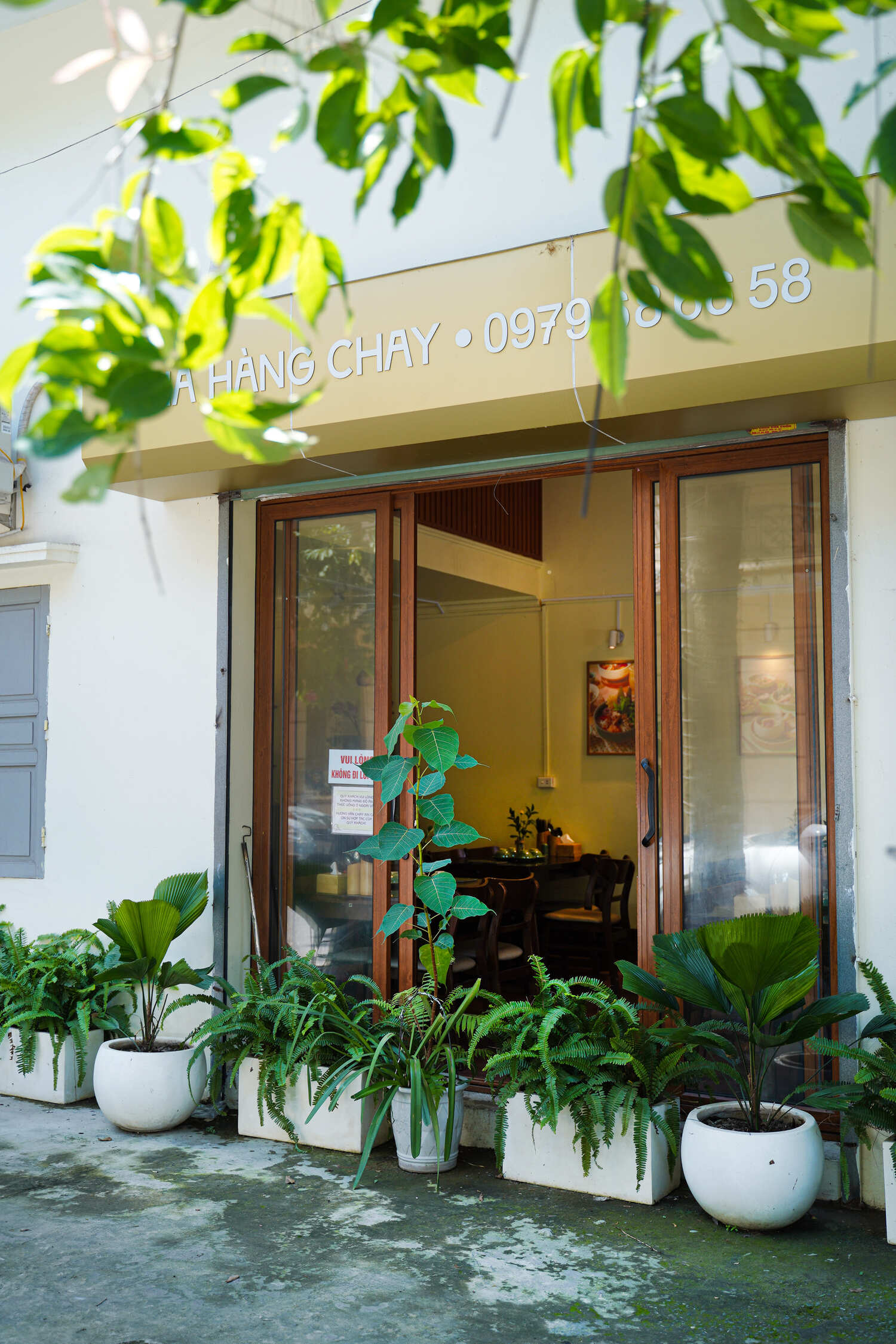 Mặt tiền Hương Vân Chay